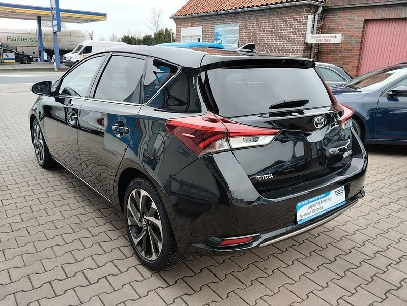 Gebraucht Toyota Auris Design 111 PS (81 kW) 2015 Schwarz Limousine