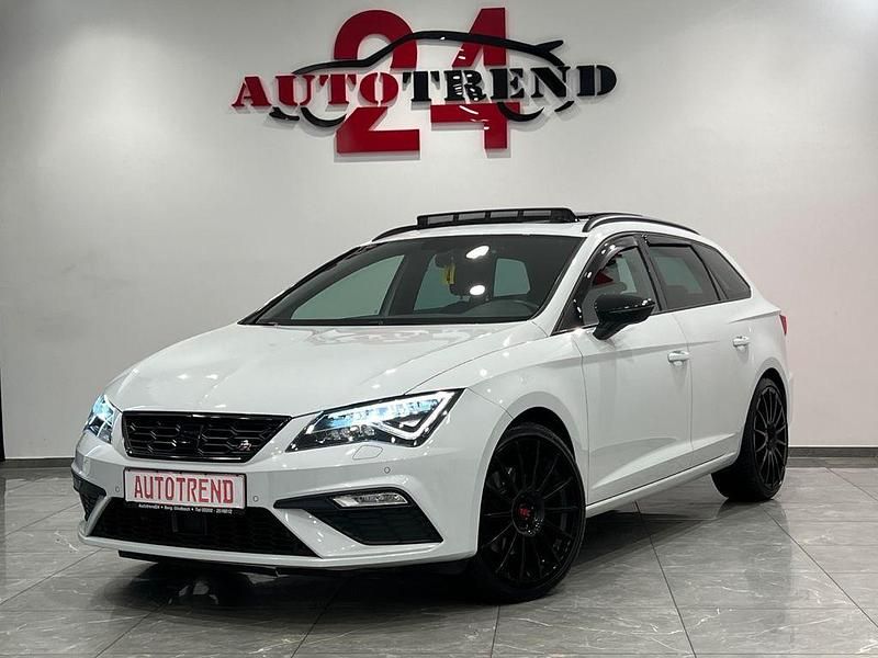 Weiß Gebraucht 2017 Seat Leon ST FR Kombi | 17.900 € (Etwas zu teuer) - Bild 1/4