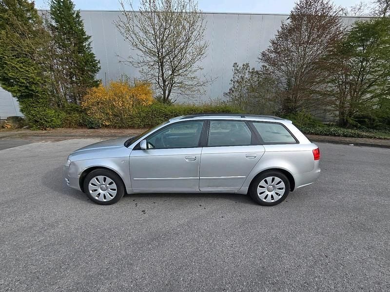 Second-hand Audi A4 130 CP (95 kW) 2006 Argintiu Break