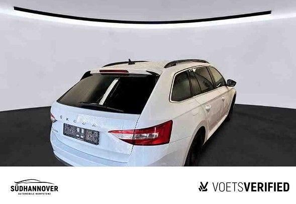 Gebraucht Skoda Superb Ambition 150 PS (110 kW) 2021 Weiß Kombi