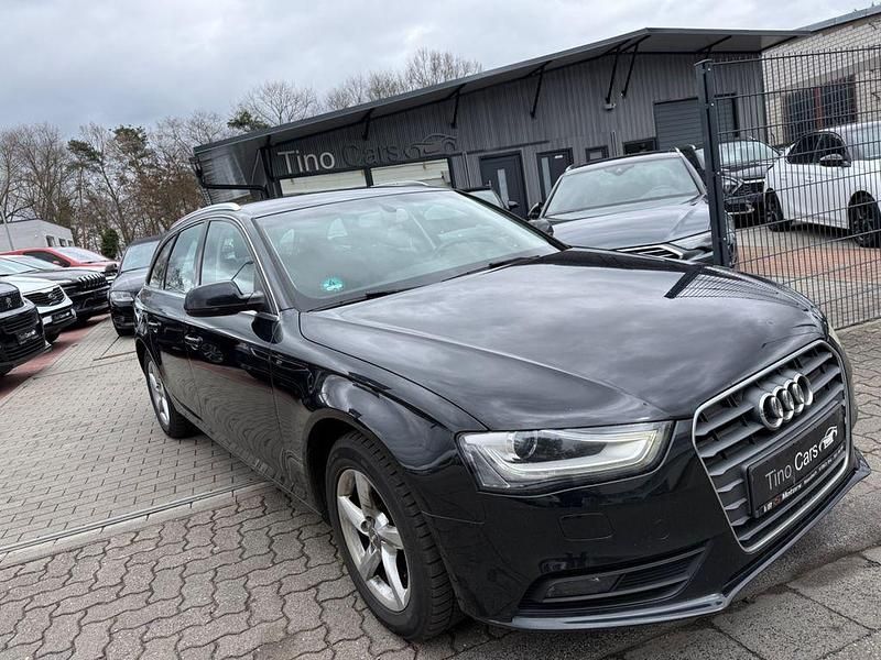 Gebraucht Audi A4 Ambiente 170 PS (125 kW) 2013 Schwarz Kombi
