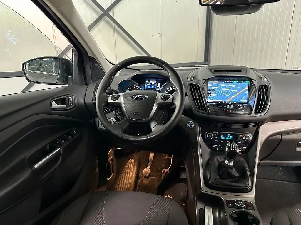 Gebraucht Ford Kuga Titanium 150 PS (110 kW) 2016 Grau SUV