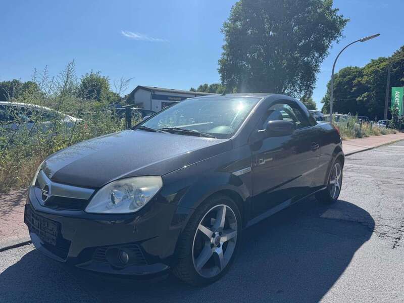 Schwarz Gebraucht 2007 Opel Tigra Cabrio | 1.490 € (Fairer Preis) - Bild 1/4