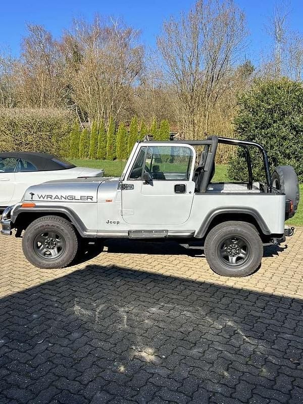 Gebraucht Jeep Wrangler Laredo 121 PS (88 kW) 1992 SUV