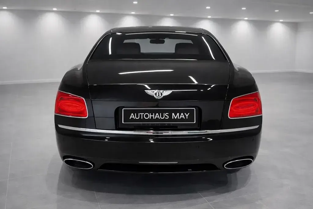 Second-hand Bentley Flying Spur 625 CP (459 kW) 2014 Negru Berlinǎ