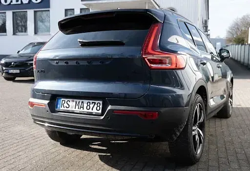 Gebraucht Volvo XC40 Plus 163 PS (119 kW) 2026 Blau SUV