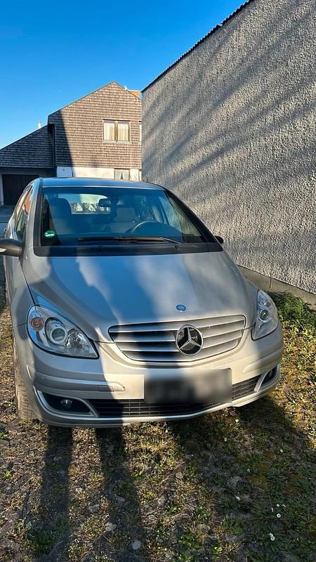Gebraucht Mercedes B170 2008 Silber Van / Kleinbus