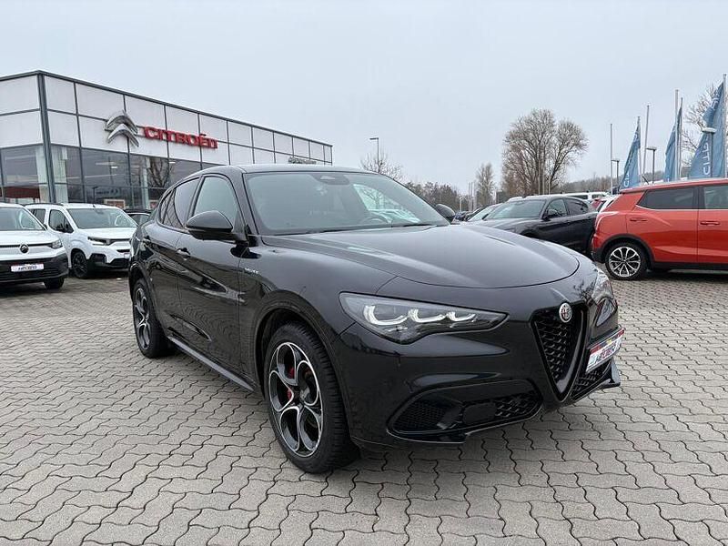 Gebraucht Alfa Romeo Stelvio Veloce 209 PS (153 kW) 2024 Nero vulcano SUV