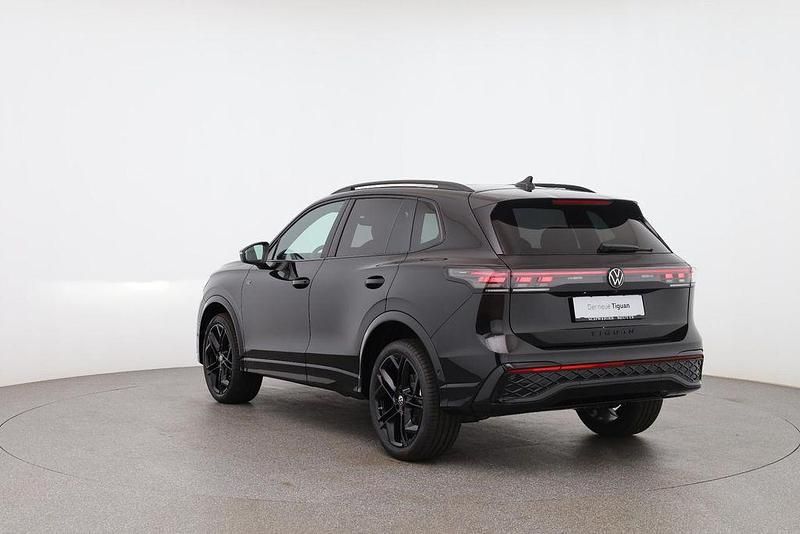 Gebraucht VW Tiguan R-line 193 PS (141 kW) 2025 Schwarz SUV
