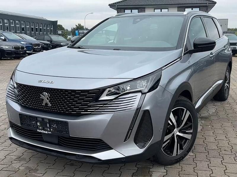 Grau Gebraucht 2022 Peugeot 5008 GT-line Van / Kleinbus | 23.205 € (Etwas zu teuer) - Bild 1/4