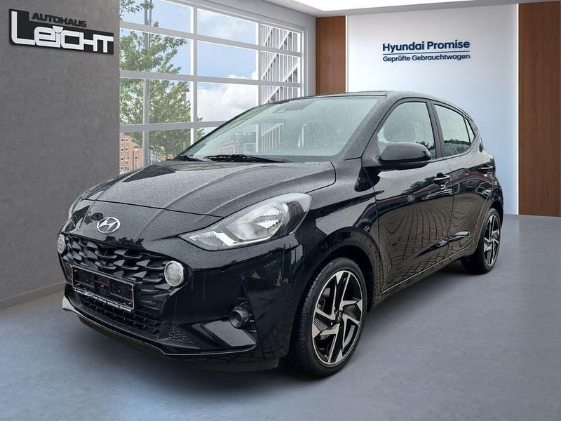 Schwarz Gebraucht 2023 Hyundai i10 Trend Kleinwagen | 16.690 € (Etwas zu teuer) - Bild 1/4