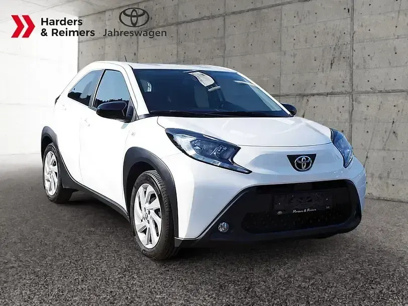 Gebraucht Toyota Aygo 72 PS (52 kW) 2023 Weiss