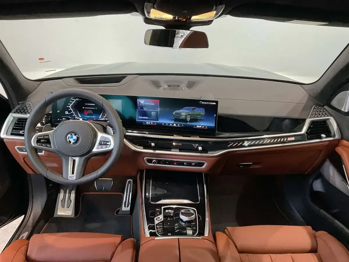 Gebraucht BMW X7 M Sport 542 PS (398 kW) 2026 Grün SUV