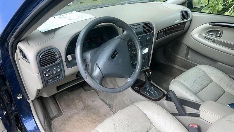 Gebraucht 2002 Volvo V40 Kombi | 500 € (Superpreis) - Bild 1/4