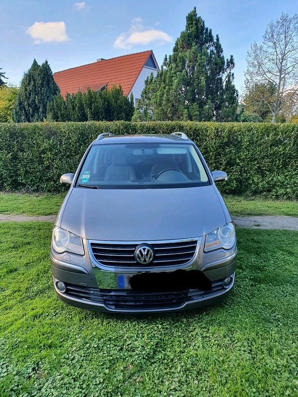 Gebraucht VW Touran 140 PS (102 kW) 2008 Grau Van / Kleinbus