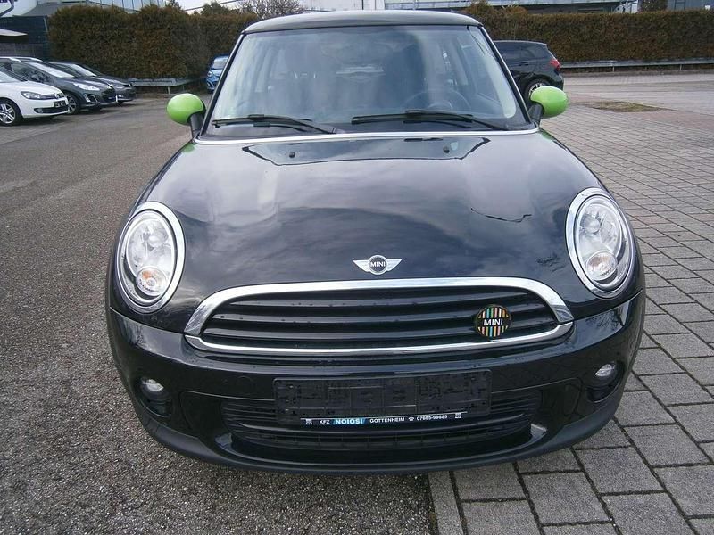 Gebraucht Mini ONE 75 PS (55 kW) 2013 Midnight black metallic Kleinwagen