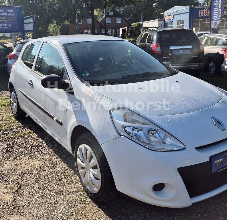 Gebraucht Renault Clio III 75 PS (55 kW) 2012 Weiß Kleinwagen