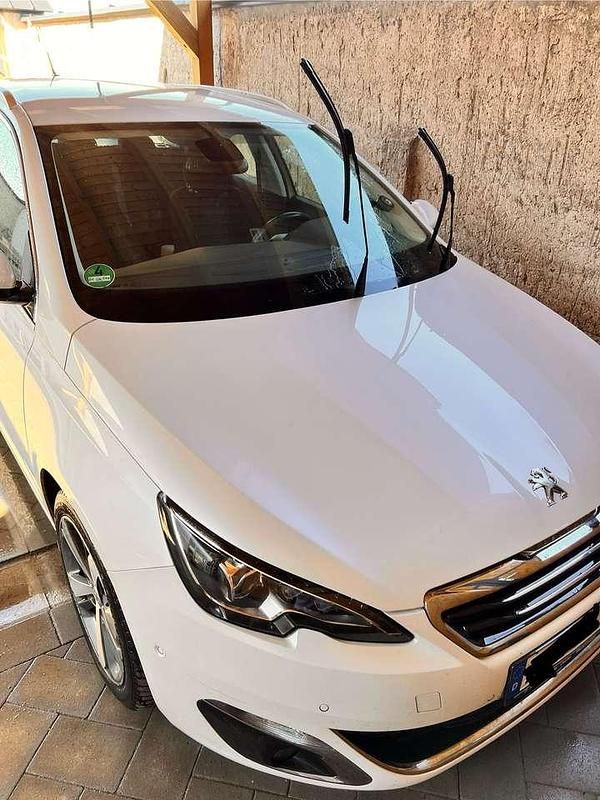 Gebraucht 2016 Peugeot 308 Allure Kombi | 9.500 € (Fairer Preis) - Bild 1/4