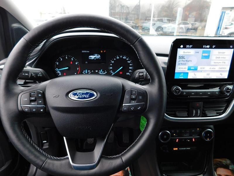 Gebraucht Ford Puma Titanium 125 PS (91 kW) 2022 Schwarz SUV