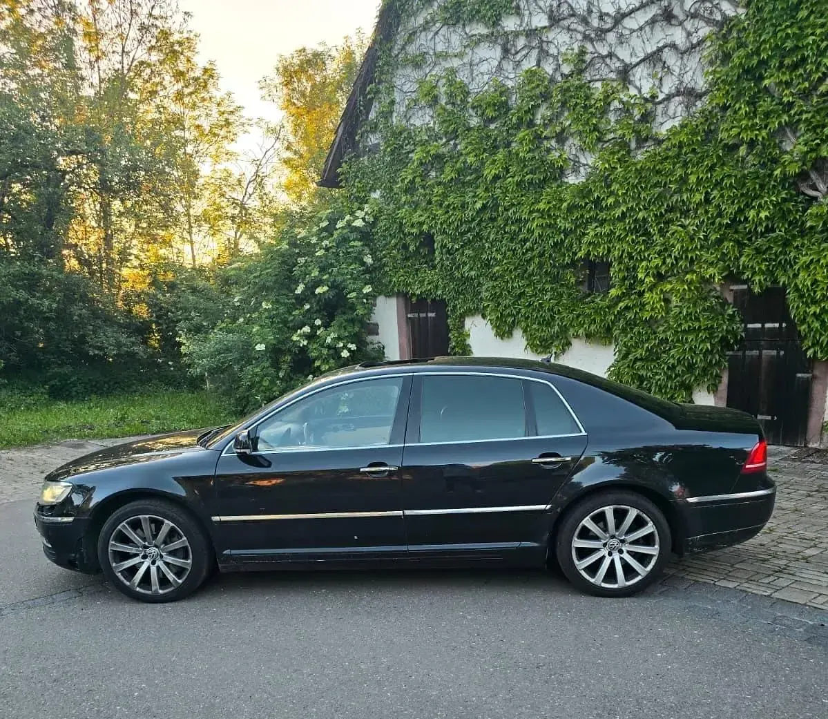 Gebraucht VW Phaeton 239 PS (175 kW) 2011 Schwarz Limousine
