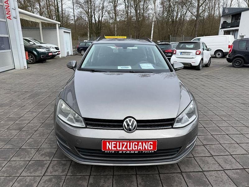 Gebraucht VW Golf VII Trendline 86 PS (63 kW) 2015 Grau Kombi
