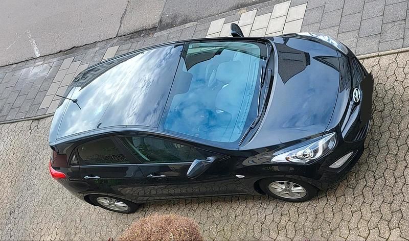 Gebraucht Hyundai i30 99 PS (72 kW) 2014 Schwarz Kleinwagen