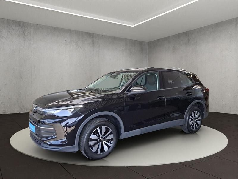 Schwarz Gebraucht 2024 VW Tiguan Life SUV | 41.600 € (Superpreis) - Bild 1/4
