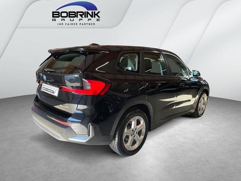 Gebraucht BMW iX1 150 kW (204 PS) 2024 Schwarz SUV