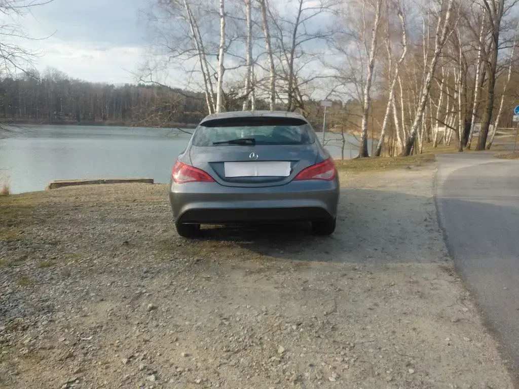 Gebraucht Mercedes CLA200 Shooting Brake 156 PS (114 kW) 2017 Grau Kombi