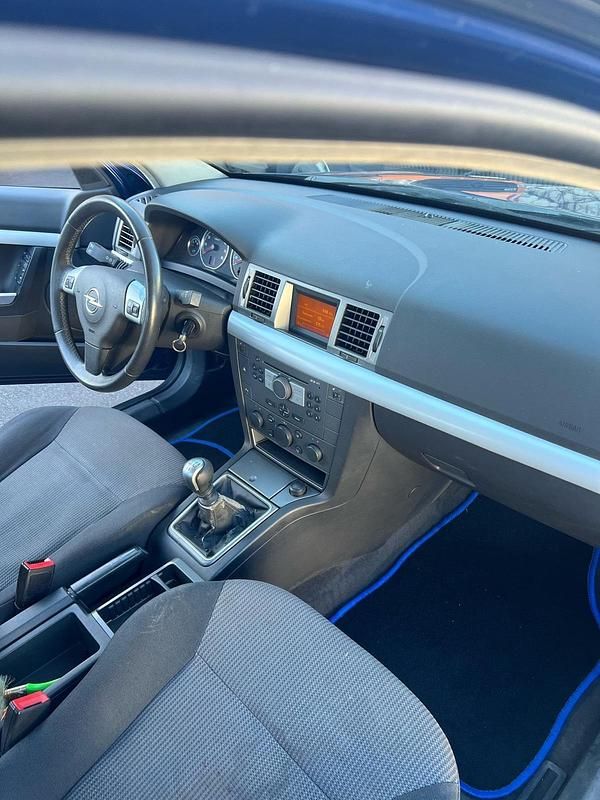 Gebraucht 2005 Opel Vectra Limousine | 1.990 € (Fairer Preis) - Bild 1/4