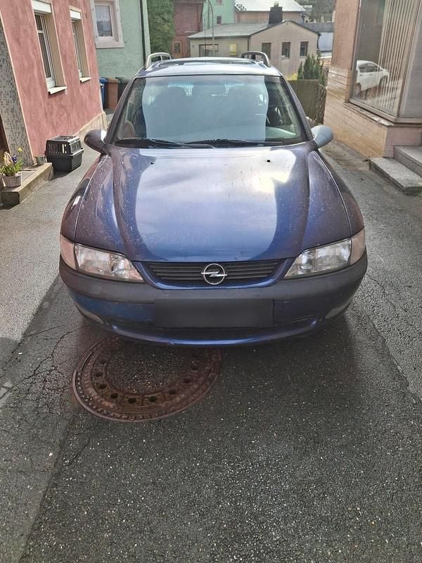 Gebraucht Opel Vectra 115 PS (84 kW) 1997 Blau Kombi