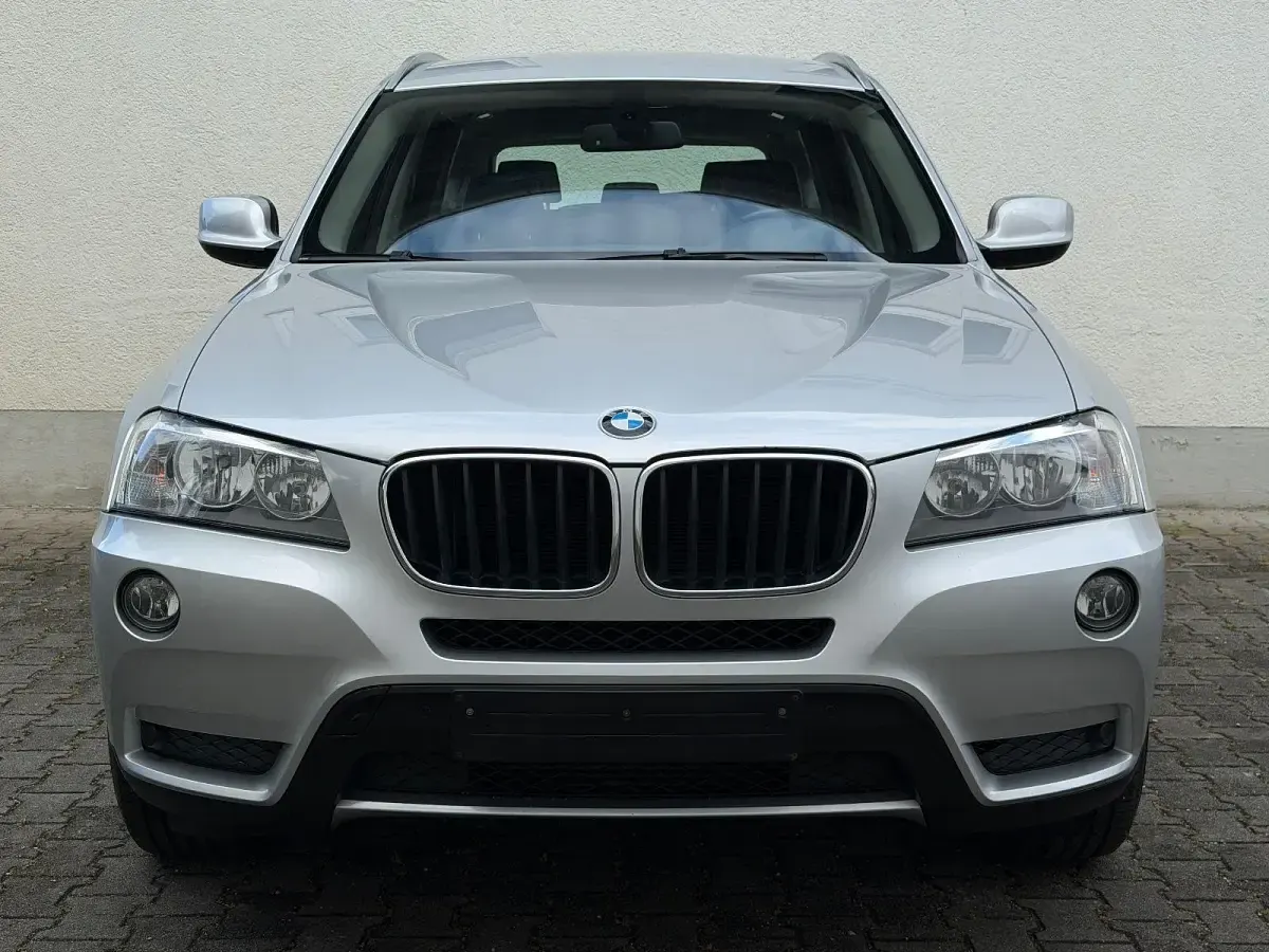 Gebraucht BMW X3 Sport Line 184 PS (135 kW) 2011 Silber SUV