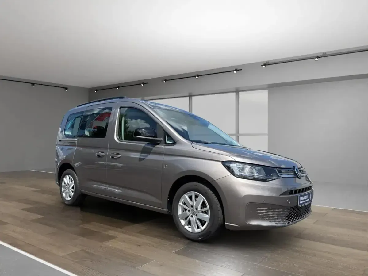 Gebraucht VW Caddy Life 122 PS (89 kW) 2022 Beige Van / Kleinbus