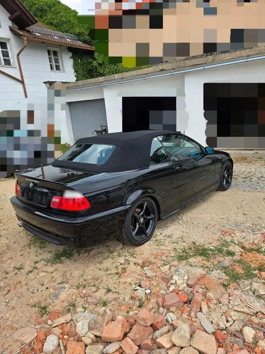 Gebraucht BMW 318 Cabriolet Sport Line 143 PS (105 kW) 2003 Schwarz Cabrio