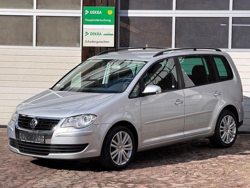 Gebraucht VW Touran Trendline 140 PS (102 kW) 2007 Silber Van / Kleinbus