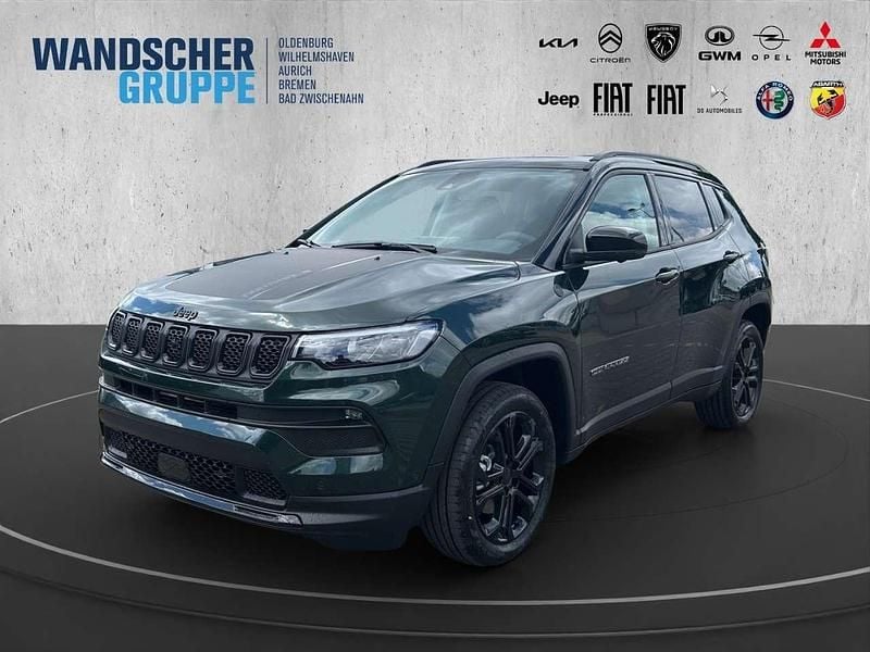 Grünschwarz Neu 2025 Jeep Compass North SUV | 32.950 € (Superpreis) - Bild 1/2