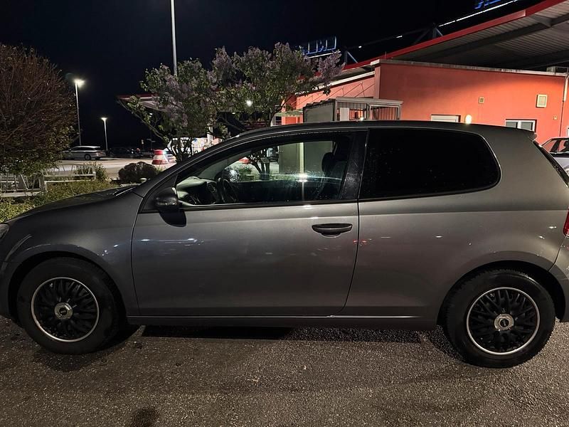 Gebraucht VW Golf Ocean 80 PS (58 kW) 2009 Silber Coupé