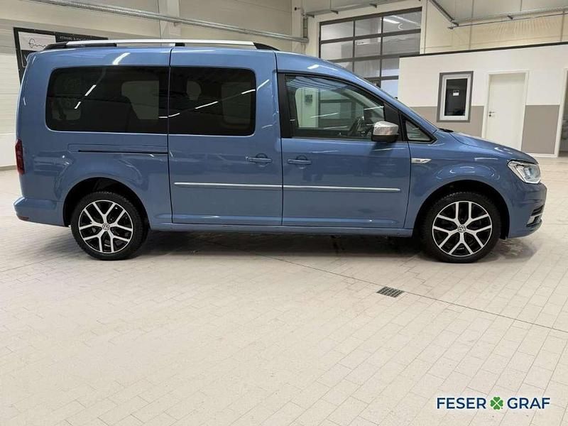 Gebraucht VW Caddy Highline 102 PS (75 kW) 2020 Acapulcoblau metallic Van / Kleinbus