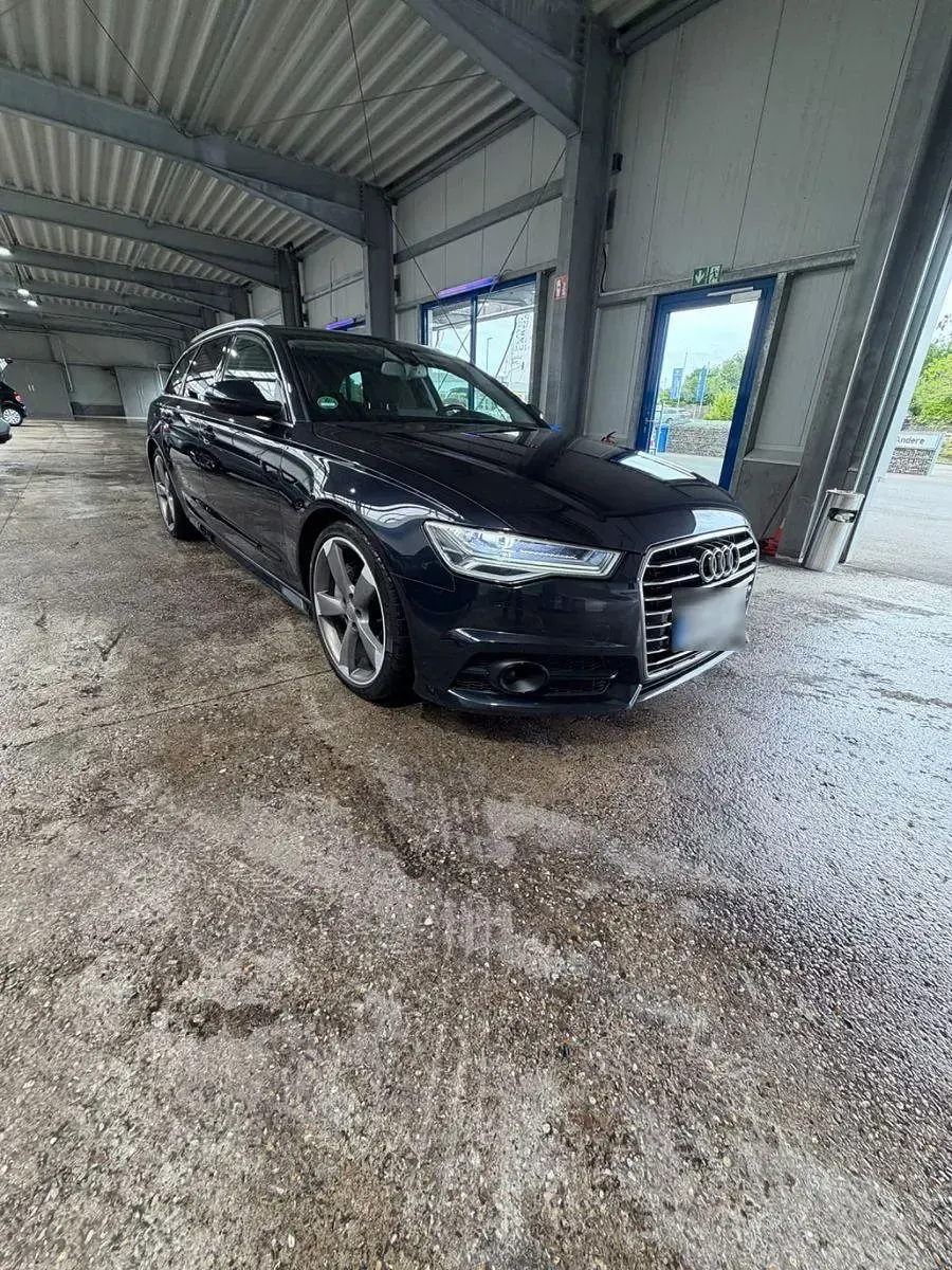 Gebraucht Audi A6 Ambiente 218 PS (160 kW) 2018 Blau Kombi