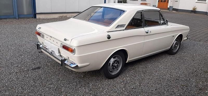 Weiß Gebraucht 1970 Ford Taunus Coupé | 11.400 € - Bild 1/4