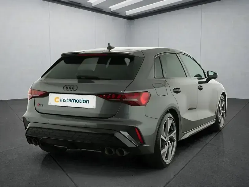Gebraucht Audi S3 333 PS (244 kW) 2025 Grau Limousine