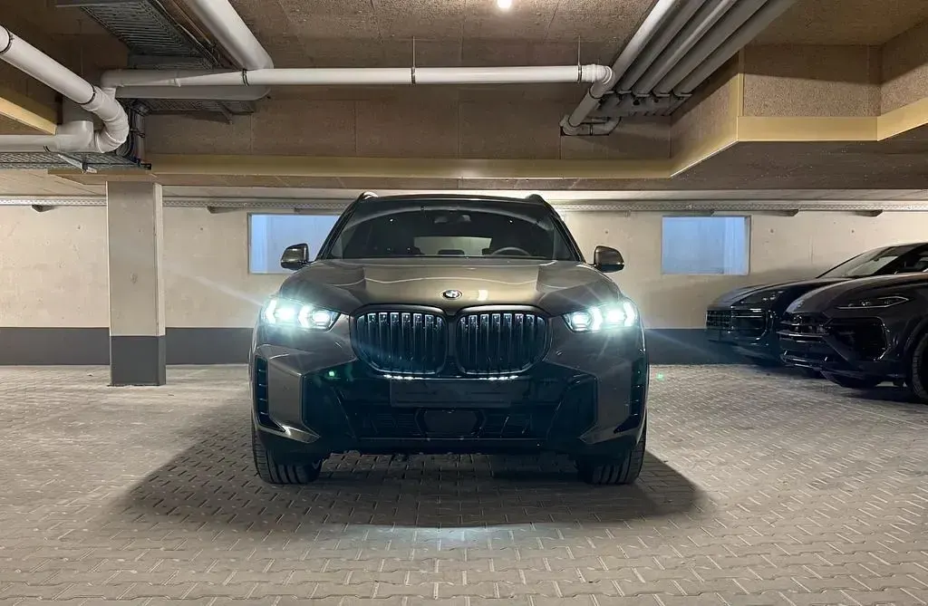 Gebraucht BMW X5 M Sport 286 PS (210 kW) 2025 Grün SUV