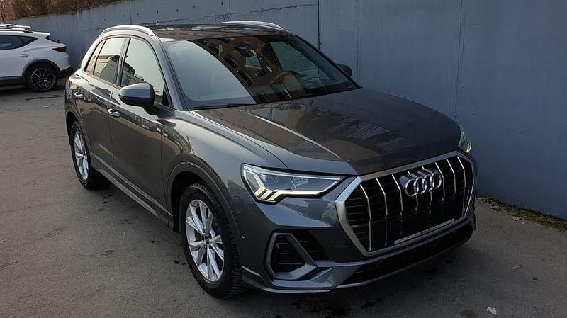 Gebraucht Audi Q3 S-Line 150 PS (110 kW) 2022 Grau SUV
