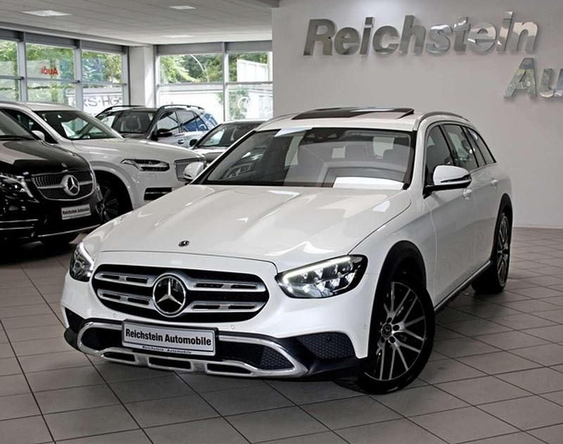Diamantweiss Gebraucht 2021 Mercedes E400 Kombi | 40.980 € (Fairer Preis) - Bild 1/4