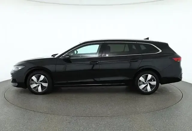 Gebraucht VW Passat 150 PS (110 kW) 2024 Schwarz Kombi