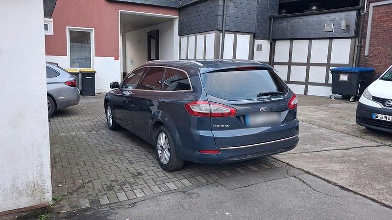 Gebraucht Ford Mondeo Titanium S 163 PS (119 kW) 2014 Grau Kombi