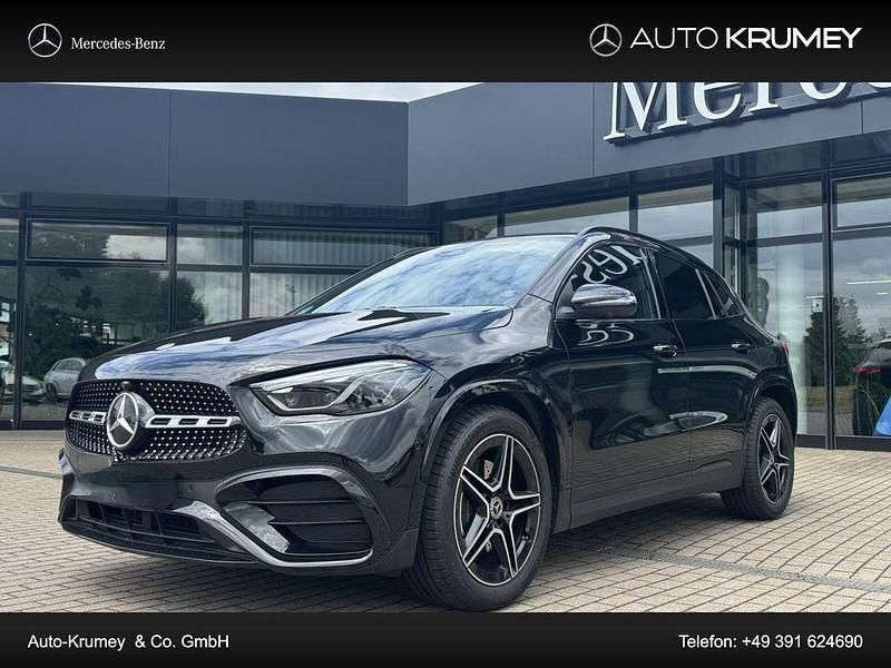 Schwarz Gebraucht 2024 Mercedes GLA180 AMG line SUV | 47.800 € - Bild 1/4