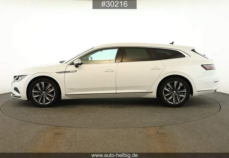 Gebraucht VW Arteon Elegance 190 PS (139 kW) 2024 Oryxweiß perlmutteffekt Kombi
