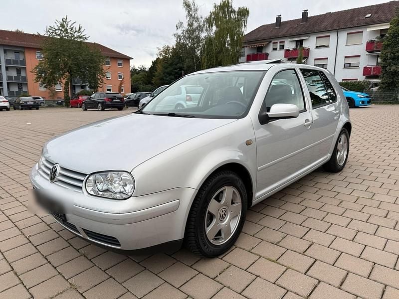 Silber Gebraucht 1999 VW Golf IV Limousine | 3.890 € (Etwas zu teuer) - Bild 1/4