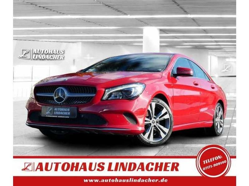 Jupiterrot uni Gebraucht 2018 Mercedes CLA200 Urban Coupé | 19.970 € (Fairer Preis) - Bild 1/4